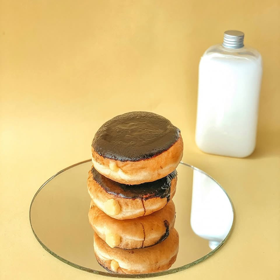 Boston Cream Dougunut